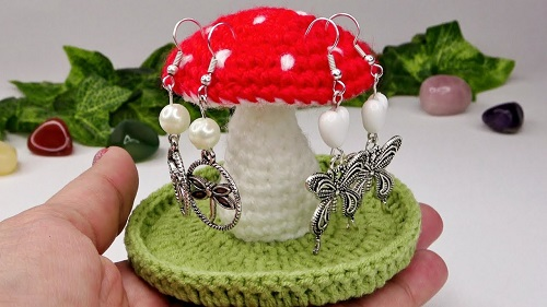 Crochet Earring Holder