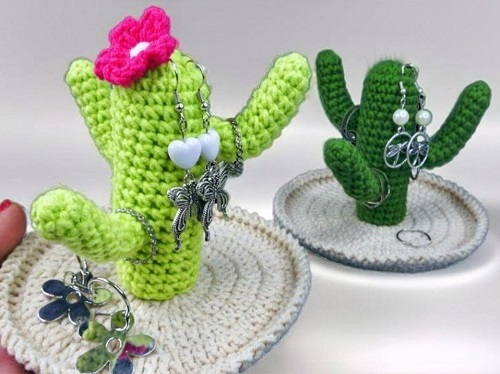 Crochet Earring Holder