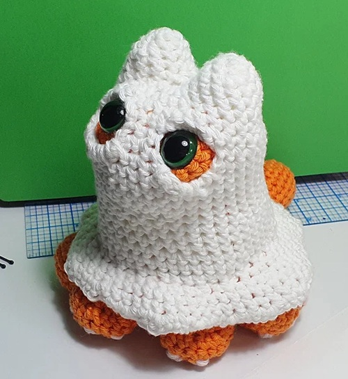 Mini Ghost Crochet