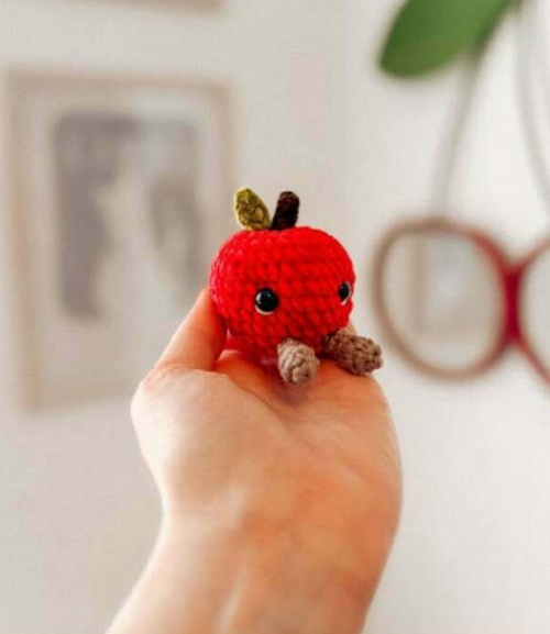 Unique Apple Free Crochet Patterns