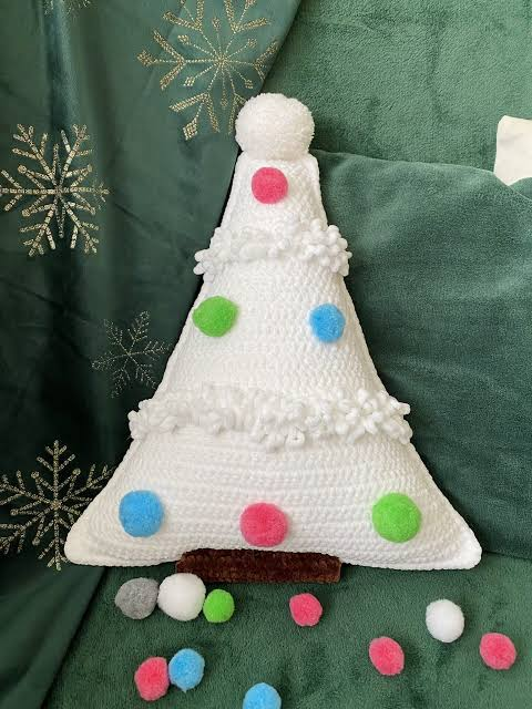 Crochet Christmas Tree Pillow Ideas