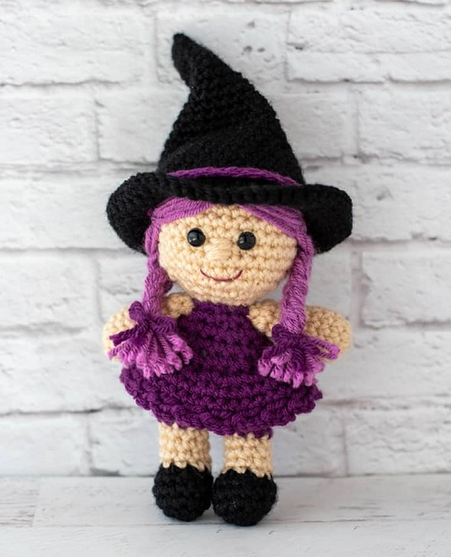 15 Witch and Wizard Doll Free Crochet Patterns