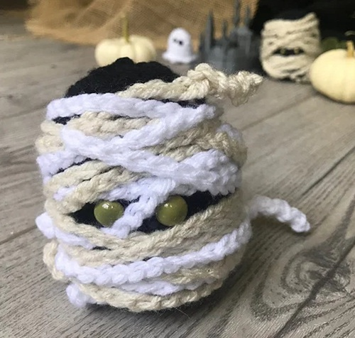 14 Unique Mummy Free Crochet Patterns