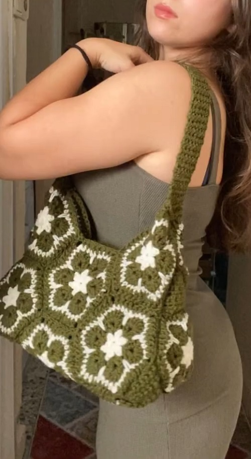 11 Fall Bag Free Crochet Patterns