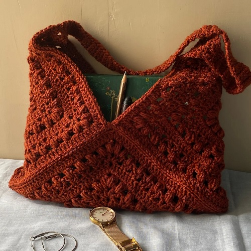 11 Fall Bag Free Crochet Patterns