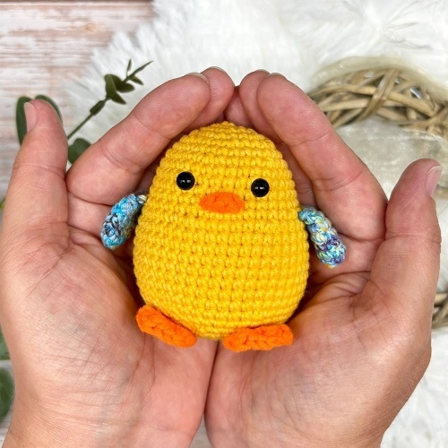 13 Crochet Mini Chicken Free Patterns