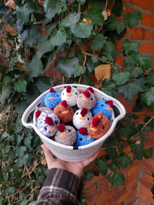 13 Crochet Mini Chicken Free Patterns