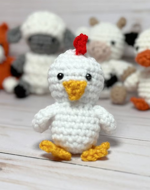 13 Crochet Mini Chicken Free Patterns
