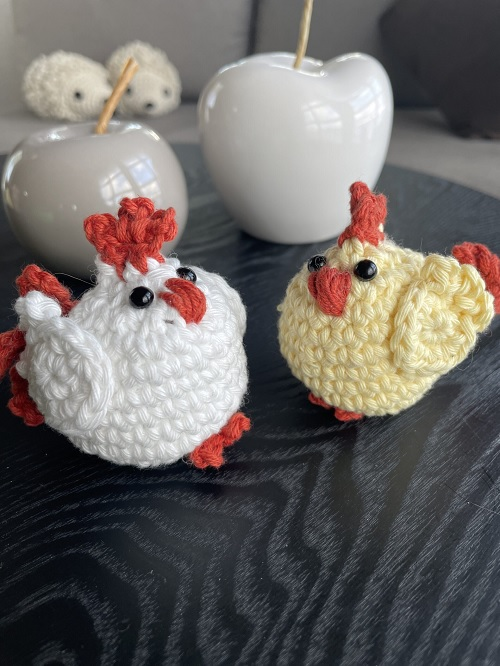 13 Crochet Mini Chicken Free Patterns