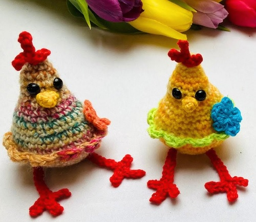 13 Crochet Mini Chicken Free Patterns