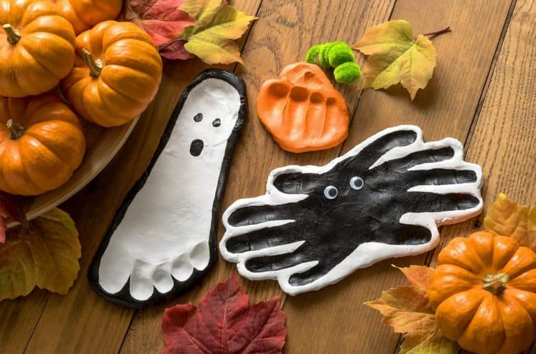 15 Fun Halloween Crafts for Toddlers and Preschoolers