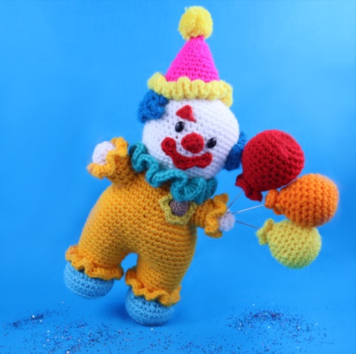 14 Unique Clown Free Crochet Patterns