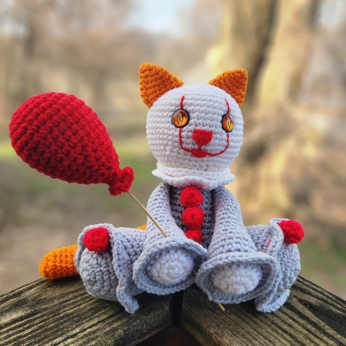 14 Unique Clown Free Crochet Patterns