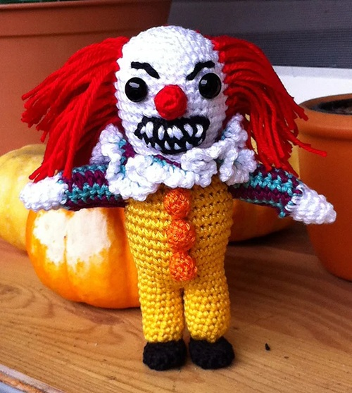 14 Unique Clown Free Crochet Patterns