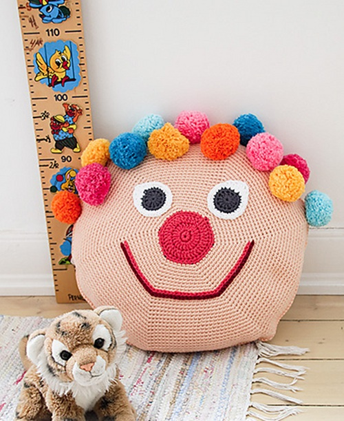 14 Unique Clown Free Crochet Patterns