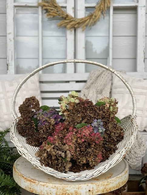 15 Fall Porch Decor Ideas for 2026